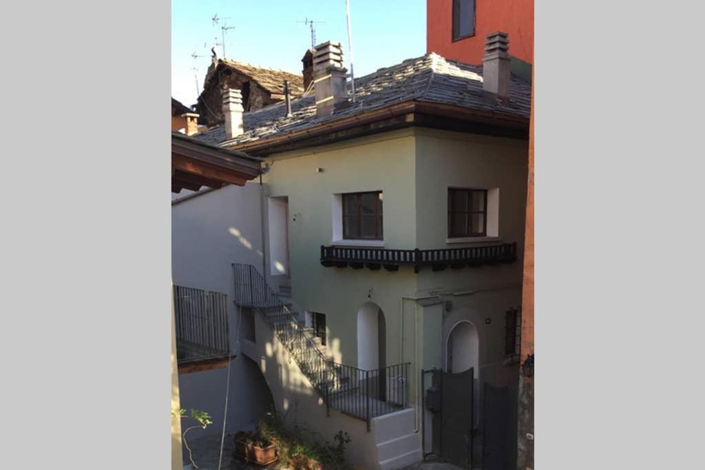 Aubert 64 Aosta Exterior photo